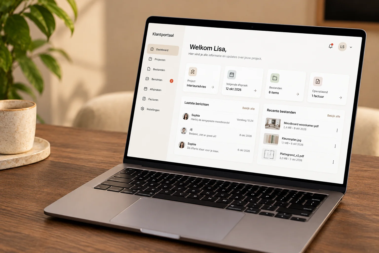 Een overzichtelijk klantportaal, getoond op een laptop